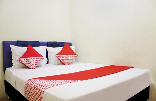 South Tangerang Hotel | Budget-Friendly Stay at OYO 145 Wisma Syariah Cmc
