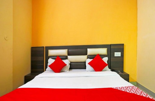 Faridabad Hotel | Family-Friendly Stay at OYO 16362 Hotel National