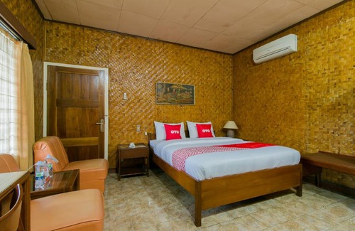 Jambelaer Hotel | Budget-Friendly Stay at OYO 1924 Hotel Rafflesia