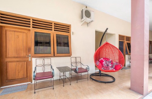 Cirebon Hotel | Budget-Friendly Stay at OYO 2121 Pondok Nazwa Syariah