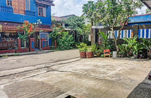 Sukabumi Hotel | Budget-Friendly Stay at OYO 2226 Nurmega Jaya