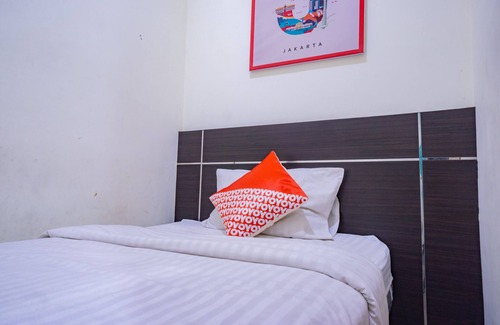 Kebon Kacang Hotel | Discover OYO 2357 Syariah Grand Raudhah with Breakfast Options