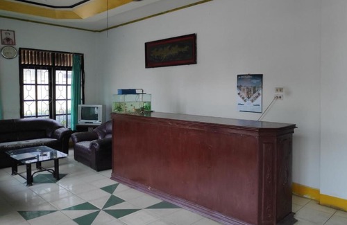 Langsa Hotel | Budget-Friendly Stay at OYO 3068 Losmen Ramille with Breakfast