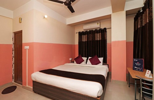 Sualkuchi Hotel | Discover Comfort at OYO 4979 Prabha Palace Lodge