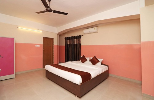 Sualkuchi Hotel | Discover Comfort at OYO 4979 Prabha Palace Lodge