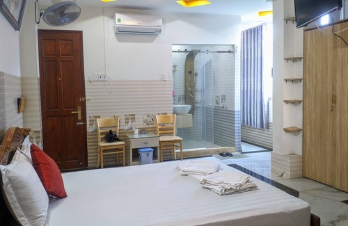 Tan Phu District Hotel | Budget-Friendly Stay at OYO 680 Nha Nghi Vy Anh Hotel