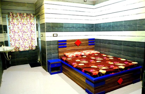 Balasore Hotel | Discover OYO 70132 Hotel Real World: Family-Friendly Retreat