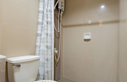 Lahug Hotel | Budget-Friendly OYO 707 Salinas Suites with Breakfast Included
