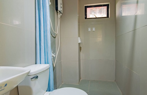Lahug Hotel | Budget-Friendly OYO 707 Salinas Suites with Breakfast Included