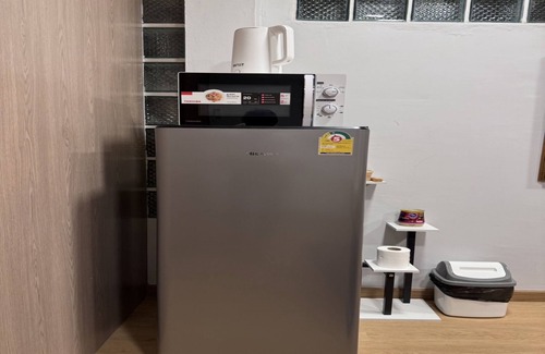 Chatuchak Hotel | Discover OYO 75495 Ratchadadome Hostel in Bangkok