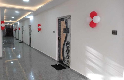 Barabanki District Hotel | Discover OYO 81244 New Sunrise Guest House with Family Amenities