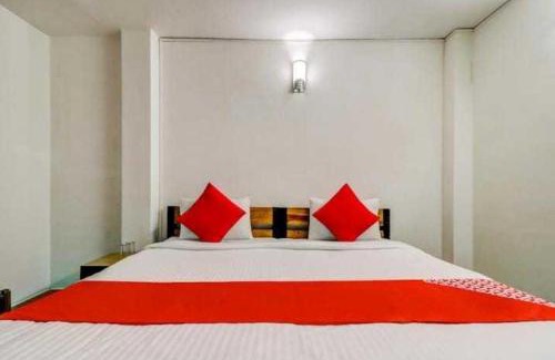 Aonla Hotel | Budget-Friendly OYO White House Hotel with Family Amenities
