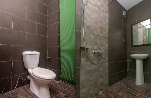 Kanowit Hotel | Budget-Friendly Stay at OYO 90059 Ltk Home with Breakfast