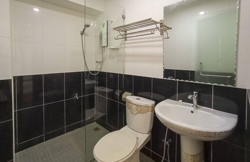 Bintulu Hotel | Budget-Friendly Stay at OYO 90248 Kapitan Inn with Breakfast