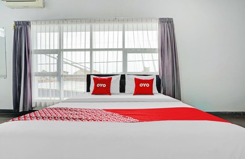 Soreang Hotel | Budget-Friendly Stay at OYO 90324 Si Jalak Guest House