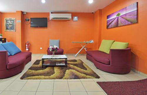 Taman Segar Hotel | Budget-Friendly OYO 90732 New Hotel 33 | Family Welcoming