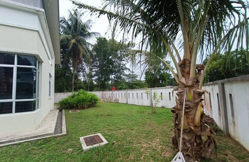Gubeng Hotel | Budget-Friendly Stay at OYO 90782 Juwingan Syariah 3