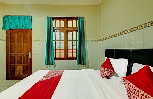 Kutoarjo Hotel | Budget-Friendly OYO 91417 Garuda Setia Hotel with Breakfast