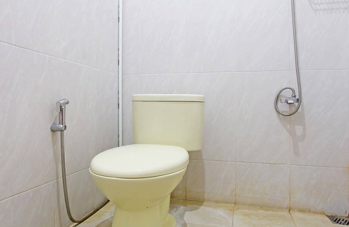 Tegal Hotel | Budget-Friendly OYO 91487 Ib Homestay with Breakfast