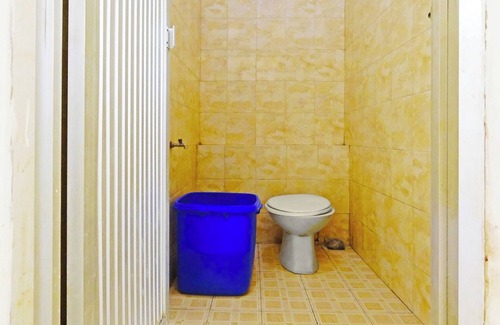 Palopo Hotel | Budget-Friendly Stay at Oyo 91538 Wisma Idola Palopo