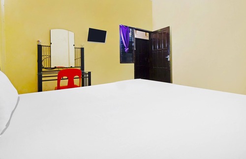 Palopo Hotel | Budget-Friendly Stay at Oyo 91538 Wisma Idola Palopo