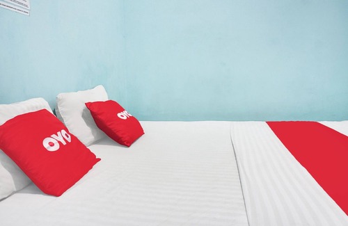 Kebon Kacang Hotel | Budget-Friendly OYO 91754 Wisma Tiqita Syariah with Breakfast