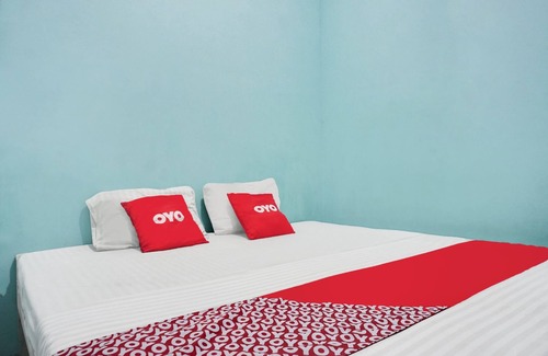 Kebon Kacang Hotel | Budget-Friendly OYO 91754 Wisma Tiqita Syariah with Breakfast