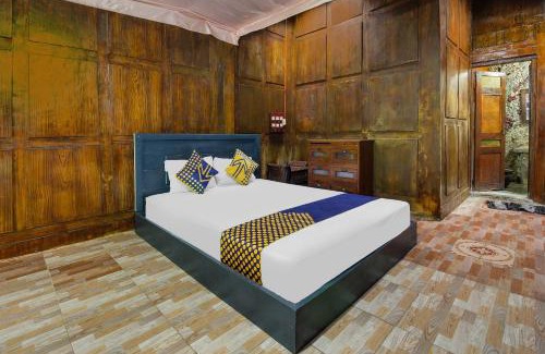 Pacitan Hotel | Budget-Friendly Stay at OYO 92083 Lailik Gilang Guesthouse