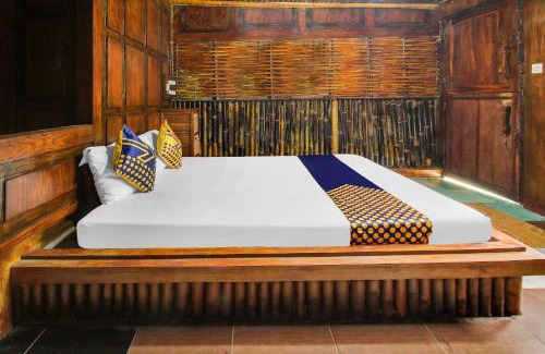 Pacitan Hotel | Budget-Friendly Stay at OYO 92083 Lailik Gilang Guesthouse
