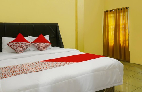 South Ogan Komering Ulu Hotel | Discover OYO 92377 Wisma Melyro Syariah with Breakfast