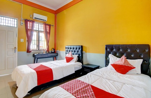Pasir Pengaraian Hotel | Budget-Friendly Retreat at OYO 92501 Wisma Sakinah Syariah