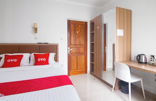 Serpong Hotel | Budget-Friendly Stay at OYO 92602 Doesnami Syariah