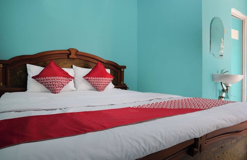 Sukabumi Hotel | Budget-Friendly Stay at OYO 92831 Penginapan Raja