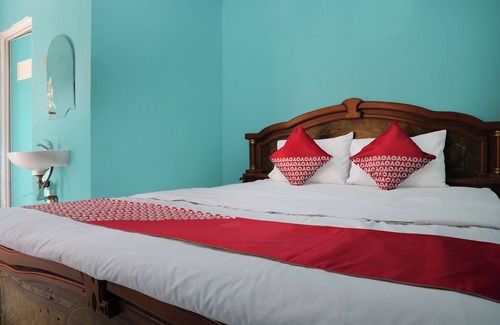 Sukabumi Hotel | Budget-Friendly Stay at OYO 92831 Penginapan Raja