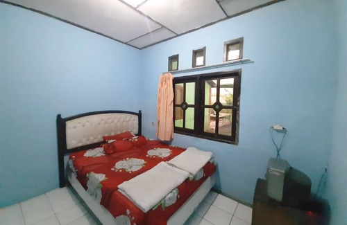 Cisarua Hotel | Budget-Friendly Stay at OYO 93018 Wisma Jayakarta
