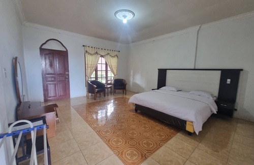 Berastagi Hotel | Budget-Friendly Stay at OYO 93062 Sibayak Rest House