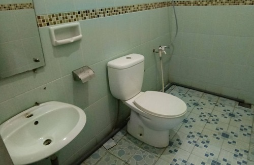 Banjarmasin Hotel | Budget-Friendly Stay at OYO 93123 Wisma Hamalau Syariah