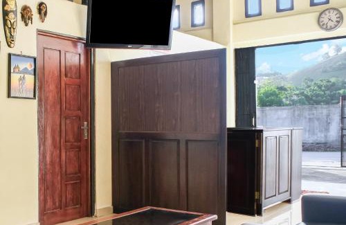 Kotaraja Hotel | Cozy Kharis Home Stay: Pet-Friendly & Family-Focused Retreat