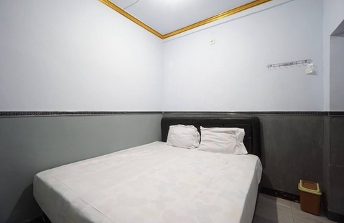 Tulungagung Hotel | Budget-Friendly Stay at OYO 93628 Scorpion Guest House