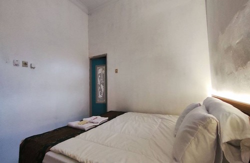 Wonosari Hotel | Budget-Friendly Stay at OYO 93867 Minso Inn Sepanjang