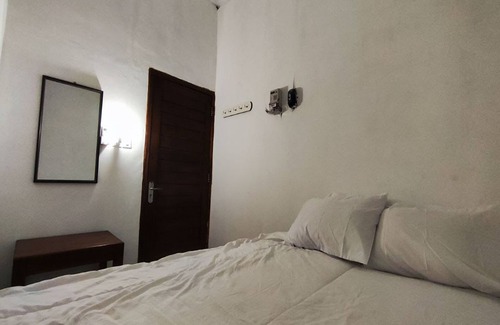Wonosari Hotel | Budget-Friendly Stay at OYO 93867 Minso Inn Sepanjang