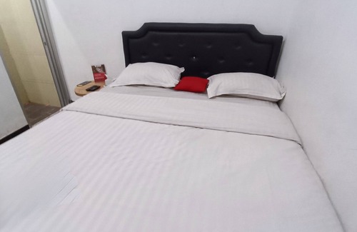 Klaten Selatan Hotel | Discover OYO 93885 D'harjo Guesthouse with Free Breakfast