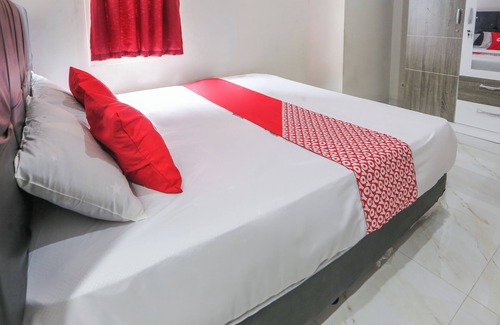 Depok Hotel | Budget-Friendly Bunda Rachma Rooms with Breakfast Options