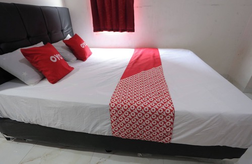 Depok Hotel | Budget-Friendly Bunda Rachma Rooms with Breakfast Options