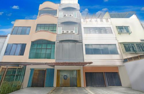 Gambir Hotel | OYO 94494 Krekot Residence Pasar Baru