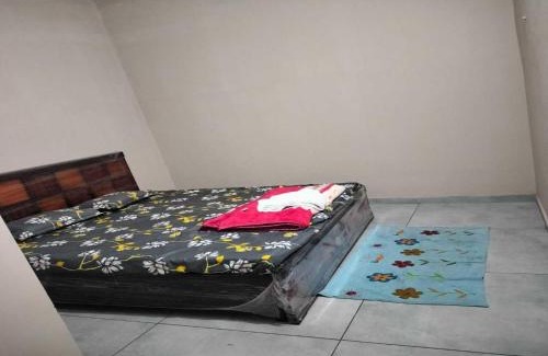 Jansath Hotel | Family-Friendly Retreat at OYO Bhai Ji Restaurant