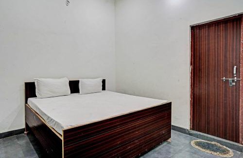 Hathras Hotel | Budget-Friendly OYO Double SS Hotel - Child Friendly Stays