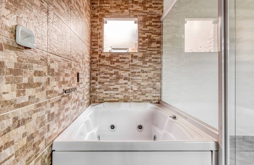 Zona Norte Hotel | Budget-Friendly Stay at OYO Estrela Dalva, São Paulo