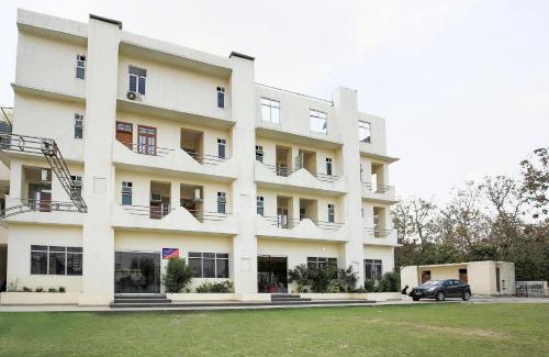 Auli Hotel | Budget-Friendly Stay at OYO Flagship 37109 Mangalam Guest House
