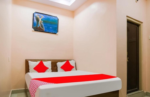 Gajuwaka Hotel | Budget-Friendly OYO Flagship Hotel Relax Residency for Families